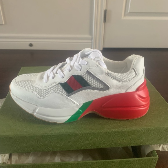 SOLD)Brand new never use . Authentic Gucci Rython size 40 (men 6) , can fit 6.5 - Picture 3 of 3